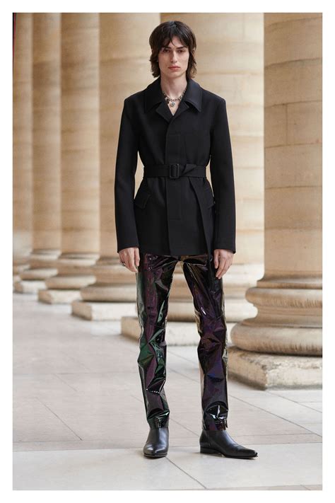 givenchy uomo 2019|Givenchy Fall 2019 Menswear Fashion Show .